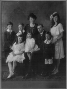 The author's grandfather as a young boy, far right