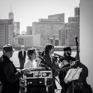 Sasha Papernik and her band